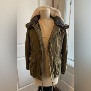 Aritzia TNA Olive Green Military 2 in 1 Jacket - Transitional/Early Spring